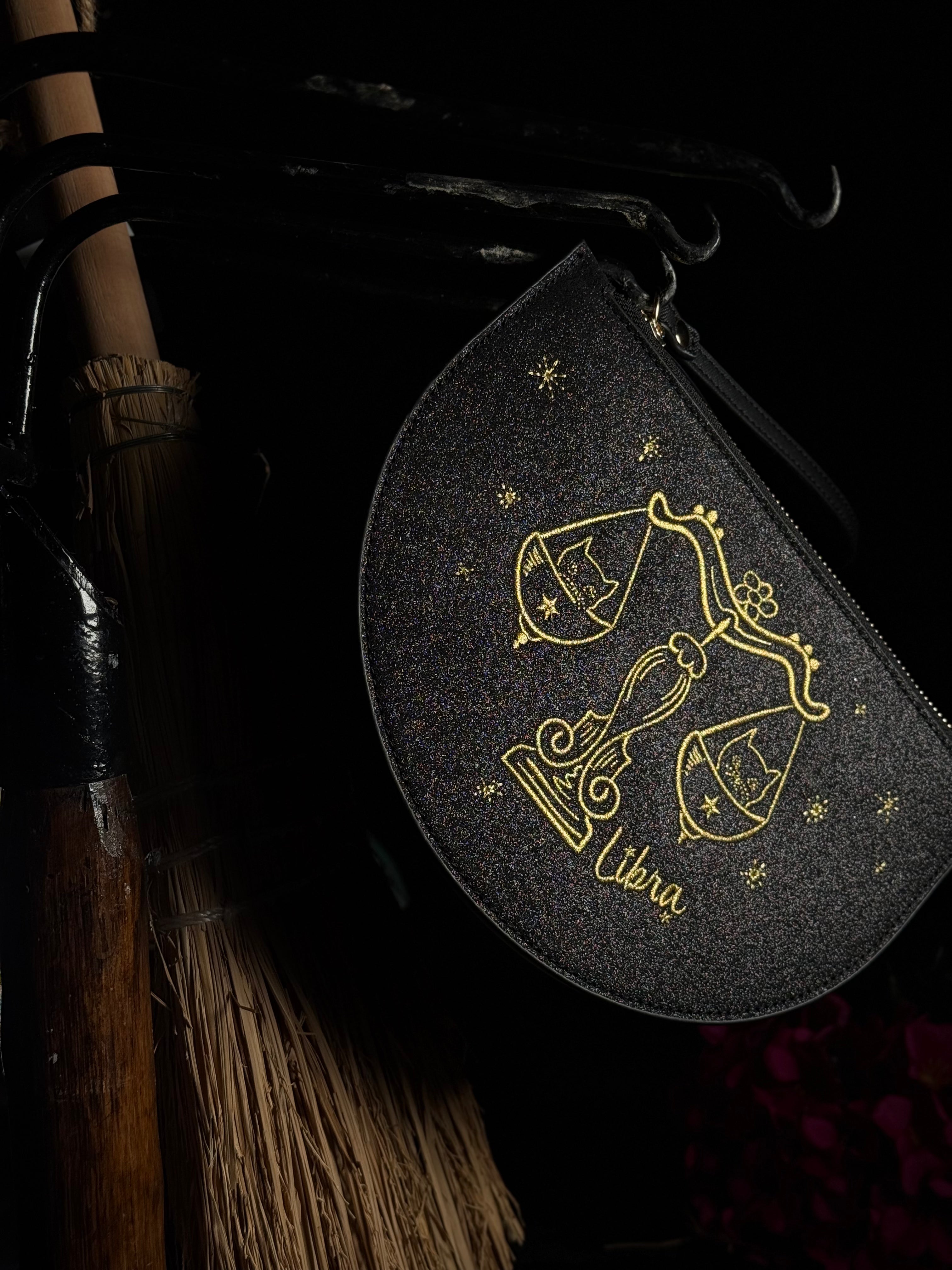 Astro Pouch